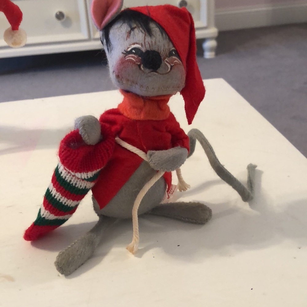 Anna Lee Christmas Dolls